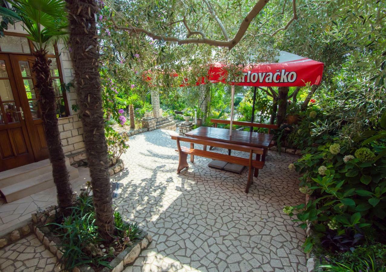 Apartments Picolo Paradiso Miljenko Debelic Barbat na Rabu Zewnętrze zdjęcie